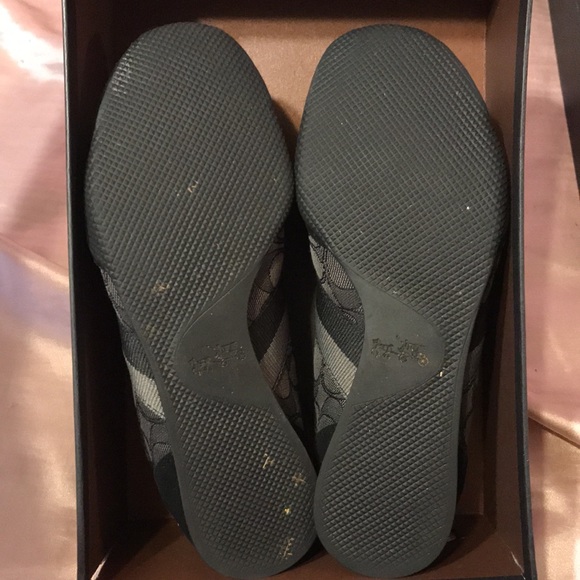 🚨 Black & White Coach Sneakers 🚨 - Picture 7 of 7